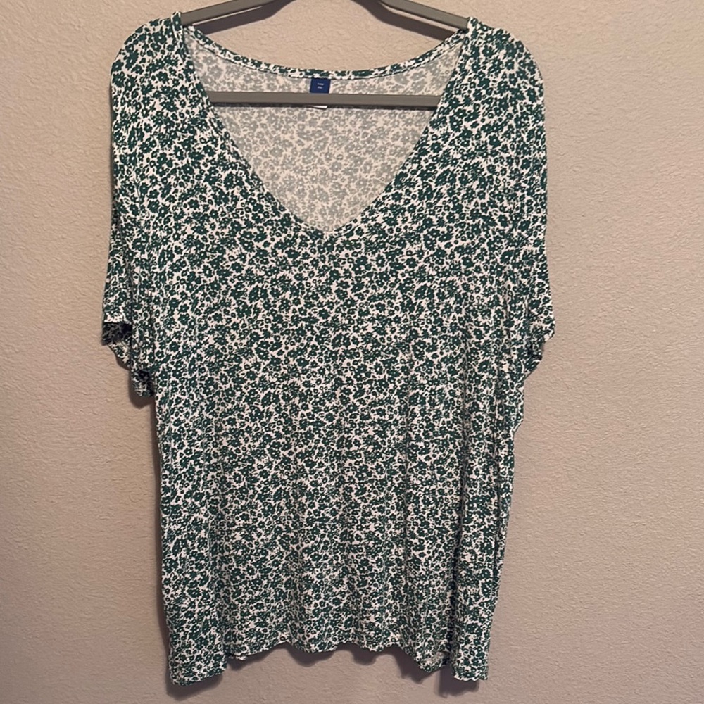 Floral Green and White Women's Top